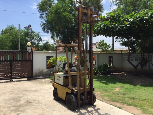ขาย forklift toyota fg7 เก่าญี่ปุ่น พร้อมใช้งาน