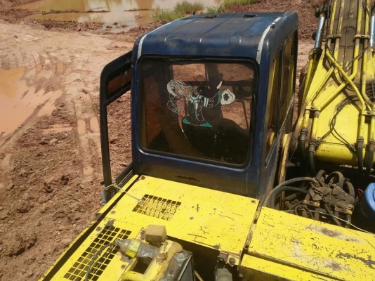 ขายรถแบคโฮ SK200-3 มาร์คที ราคา530,000 สนใจโทร 090-8588220 093-3258446 www.narong2truck.com www.truck.in.th/498 https://www.facebook.com/narong2truck/ ID: narong498 ID: 09332584461 เพจ Facebook ณรงค์ ซื้อขายรถมือสอง กลุ่ม Facebook ณรงค์ ซื้อขายรถมือสอง