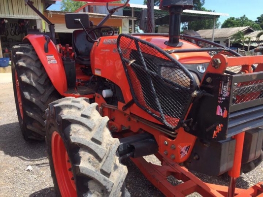 ขาย แทรกเตอร์ KUBOTA M8540 ถูกๆ สวยๆ