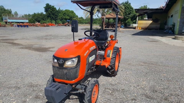 ขาย แทรกเตอร์ KUBOTA B2140 ถูกๆ สวยๆ