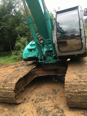 รถแบ็คโฮ KOBELCO SK200 Mark 5 Super พร้อมไลน์หัวกระแทก สภาพสวยมาก ๆ