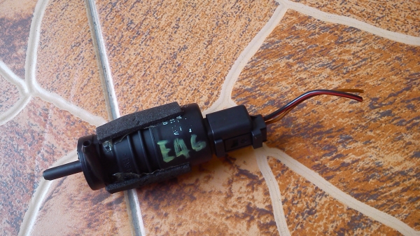 มอเตอร์ฉีดน้ำล้างกระจก BMW E46 มอเตอร์ฉีดน้ำล้างกระจก BMW E46