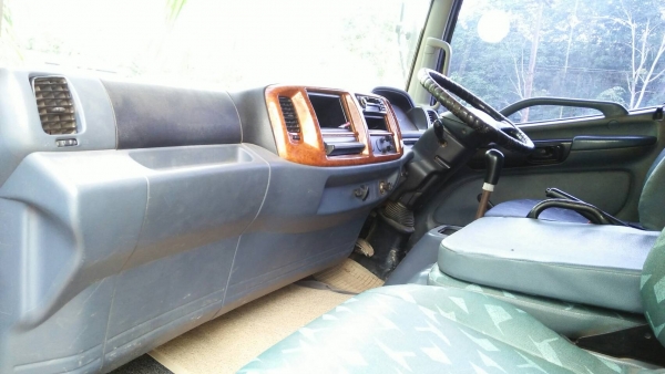 รถฮีโน่ 6 ล้อดั้ม FC4J 150 แรงม้า. ปี 49. สนใจติดต่อ 081 - 6079515