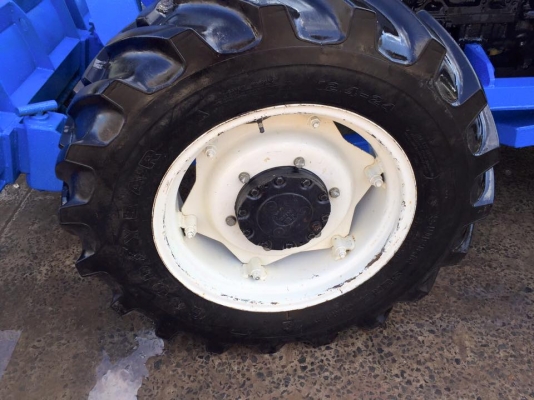 นิว ฮอลแลนด์ TT75  4WD (no.15)