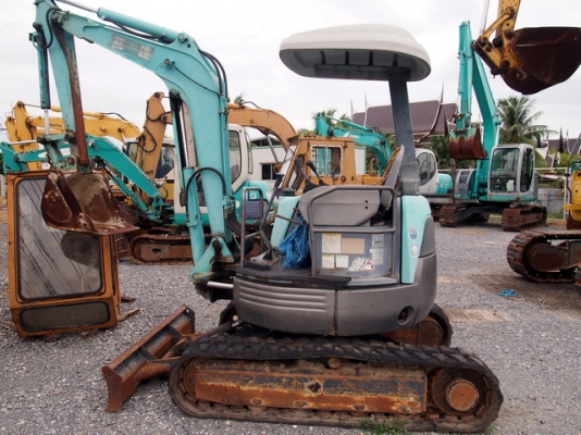 ขาย รถขุด KOBELCO SK30SR คอนโทรลสั้น เครื่องยนต์ดี ทำงานไว เอวแน่น โทร.098-2564422   Line: @ktbmotor