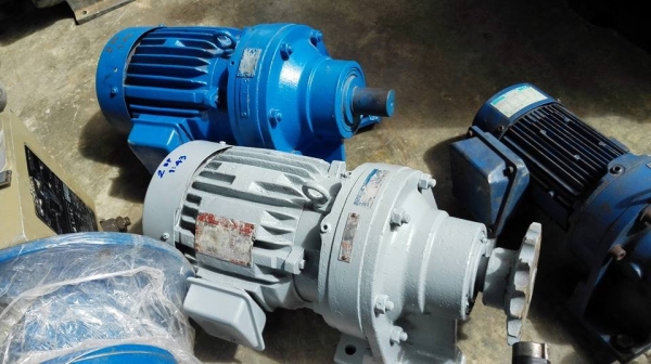 ** เหมาแล้วครับ!! ** มอเตอร์เกียร์ญี่ปุ่น เข้าใหม่ 3 คู่ ไฟ 380V พร้อมใช้ ( ตัวละ 3,800-4,500-8,500฿ ) ** เหมาแล้วครับ!! ** มอเตอร์เกียร์ญี่ปุ่น เข้าใหม่ 3 คู่ ไฟ 380V พร้อมใช้ ( ตัวละ 3,800-4,500-8,500฿ )