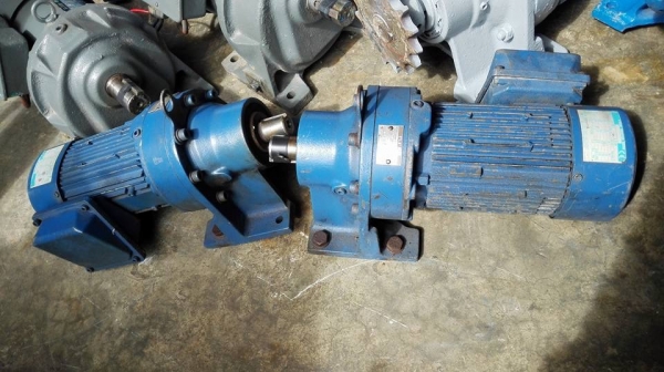 ** เหมาแล้วครับ!! ** มอเตอร์เกียร์ญี่ปุ่น เข้าใหม่ 3 คู่ ไฟ 380V พร้อมใช้ ( ตัวละ 3,800-4,500-8,500฿ ) ** เหมาแล้วครับ!! ** มอเตอร์เกียร์ญี่ปุ่น เข้าใหม่ 3 คู่ ไฟ 380V พร้อมใช้ ( ตัวละ 3,800-4,500-8,500฿ )