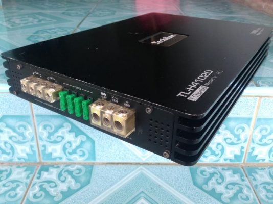 แอมป์คลาสดี Techline มือสองสภาพดีเดิมๆ ใช้งานปกติ ไม่กินไฟ เบสแน่นๆ ขับ10&quot;-12&quot;หล่อว้อยไม่เกิน3&quot;ได้ ขาย 2350 บาท สนใจ0892425454 อยู่สระบุรีส่งได้