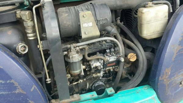 รถขุด KOMATSU PC35R-8 แถมฟรี บุ้งกี๋ของนอกแท้ให้อีก 1 ลูก.