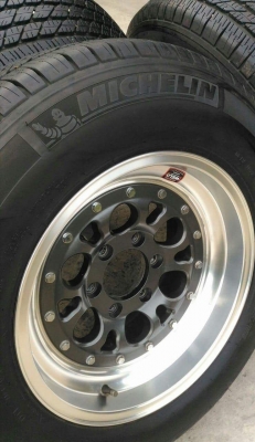 ขายล้อ WELD ขอบ 17 พร้อมยาง ขายล้อ WELD ขอบ 17 พร้อมยาง