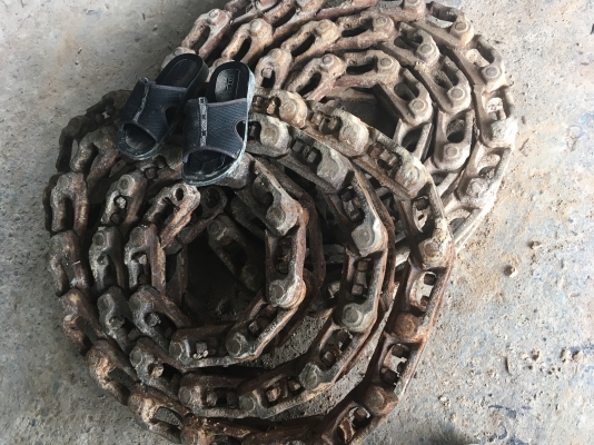 ขายโซ่ดี2สภาพดีขนาด42ข้อขายคู่ล่ะ8900บาท