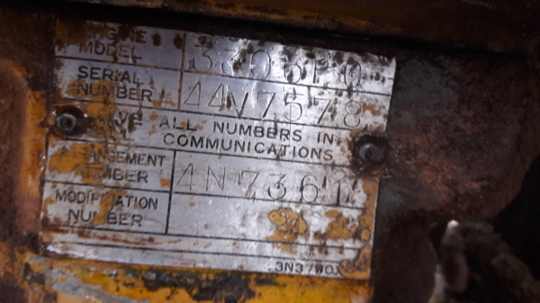 ขายตามสภาพ หรือไว้เป็นอะไหล่ แทรคเตอร์ CAT D5D เครื่อง 44V เกียร์ตัด ใบมีดสไลด์ ช่างรื้อไว้แล้วไม่มาซ่อมต่อ อุปกรณ์ครบ