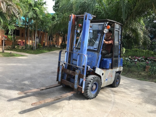 ขายFORKLIFT NISSAN FG15 สุดสวย(1.5ตัน) เสา3เมตร สวยเดิมจากญี่ปุ่น ยังไม่เคยใช้ในไทย 95,000เท่านั้น!!