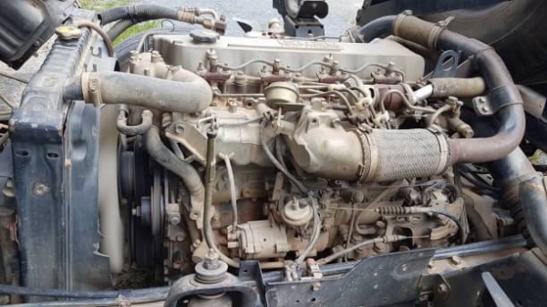6ล้อดั้มพ์ ISUZU NPR 130แรงม้า ปี48 รถพร้อมใช้งาน แอร์ พาเวอร์ เฟืองท้าย145 ราคาต่อรองได้ สนใจติดต่อ 0872976734