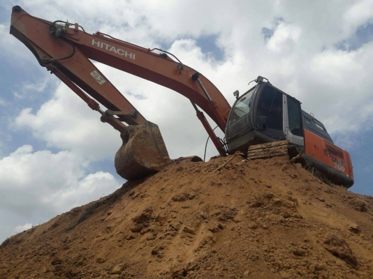 ขาย 1,490,000 บาท HITACHI ZX200-3G ทำงาน 8,900 ชม. เครื่องดี ปั้มแรง โช่หนา เอวแน่น เอกสารเล่มทะเบียน รถอยู่ ศรีสะเกษ โทร&ไอดีไลน์ 0610710295 ขาย 1,490,000 บาท HITACHI ZX200-3G ทำงาน 8,900 ชม. เครื่องดี ปั้มแรง โช่หนา เอวแน่น เอกสารเล่มทะเบียน รถอยู่ ศรีสะเกษ โทร&ไอดีไลน์ 0610710295
