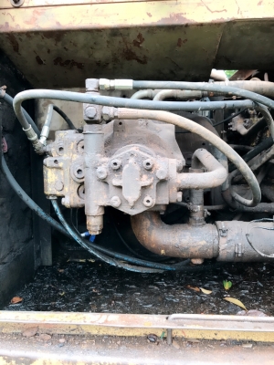 ขาย 695,000 บาท KOMATSU PC200-6 เครื่อง คามินท์ โช่หนา เอวแน่น ไฟฟ้าครบ แอร์เย็น เอกสารเล่มทะเบียนภาษีไม่ขาด  รถอยู่ จ.สกลนคร โทร&amp;ไอดีไลน์ 0610710295