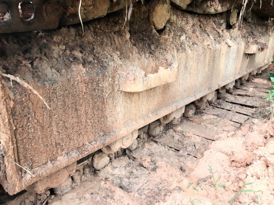 ขาย 695,000 บาท KOMATSU PC200-6 เครื่อง คามินท์ โช่หนา เอวแน่น ไฟฟ้าครบ แอร์เย็น เอกสารเล่มทะเบียนภาษีไม่ขาด  รถอยู่ จ.สกลนคร โทร&amp;ไอดีไลน์ 0610710295