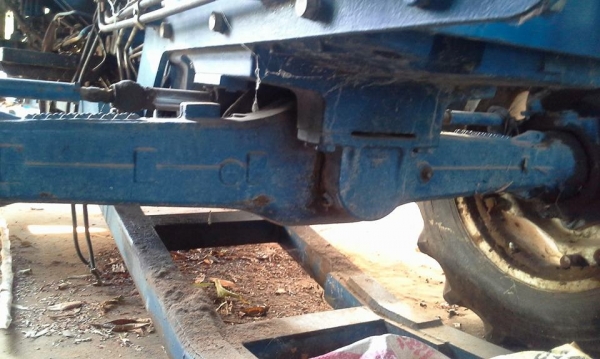 ขาย 535,000 บาท FORD 6640 (ใบมีดหน้า -หาง 3 และ 7 ) เครื่องดี เกียร์ทอล์คดี ยางสวย เอกสารเล่มทะเบียน  รถอยู่ จ.อุดรธานี โทร&amp;ไอดีไลน์ 0610710295