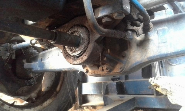 ขาย 535,000 บาท FORD 6640 (ใบมีดหน้า -หาง 3 และ 7 ) เครื่องดี เกียร์ทอล์คดี ยางสวย เอกสารเล่มทะเบียน  รถอยู่ จ.อุดรธานี โทร&amp;ไอดีไลน์ 0610710295