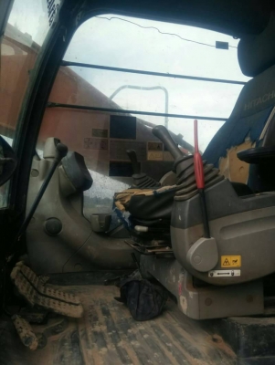 HITACHI ZX200-3G HITACHI ZX200-3G