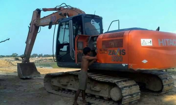 HITACHI ZX200-3G HITACHI ZX200-3G