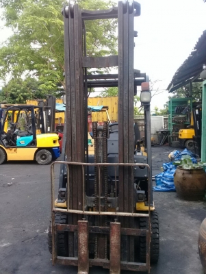 +++ ขายโฟล์คลิฟท์  YALE  FG18  ขนาด  1.8  ตัน  เครื่องยนต์เบนซิน  แก๊ส  เสา  6  เมตร  3  ท่อน  เกียร์ออโตเมติค  ยางตันใหม่ครับ