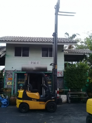 +++ ขายโฟล์คลิฟท์  YALE  FG18  ขนาด  1.8  ตัน  เครื่องยนต์เบนซิน  แก๊ส  เสา  6  เมตร  3  ท่อน  เกียร์ออโตเมติค  ยางตันใหม่ครับ