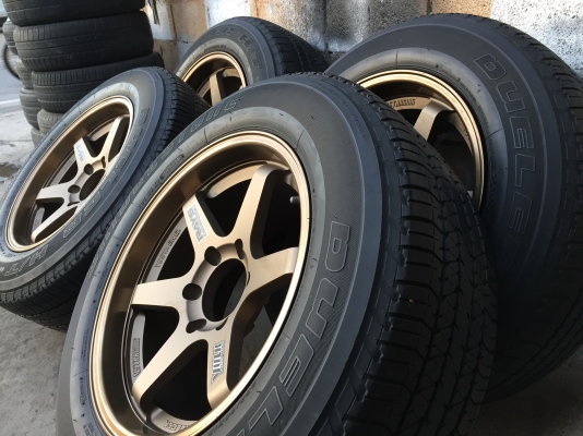 ล้อแม็ก TE 37 ขอบ18 หน้า 9.5-10.5 งาน YUSTA ของใหม่แกะกล่องรัดยางเปอร์เซ็นต์ 265 60 18 Bridgstone ครบชุด 4 วง 14500 ล้อแม็ก TE 37 ขอบ18 หน้า 9.5-10.5 งาน YUSTA ของใหม่แกะกล่องรัดยางเปอร์เซ็นต์ 265 60 18 Bridgstone ครบชุด 4 วง 14500