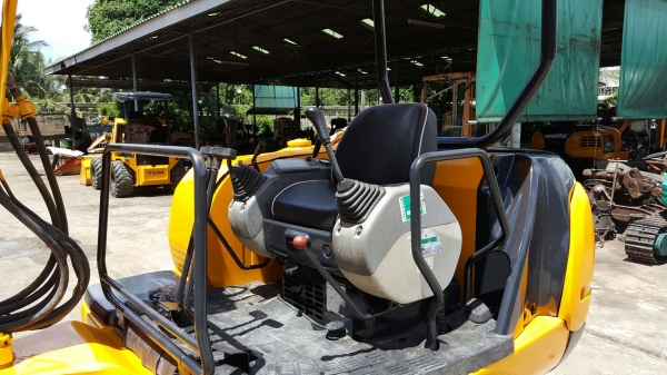 ขาย รถขุด KOMATSU รุ่น PC45R-8- มือสองญี่ปุ่น แทรกเหล็ก สลักบูท เอวแน่น 100\% ปั้มนิ้ว คอนโทรลสั้น ทำงานไว แรงดีทุกระบบ มือถือ/LINE ID: 0818753444