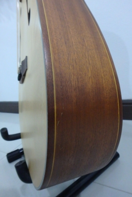 กีต้าร์โปร่งบาง DreamMaker รุ่น DM-100 หน้าไม้ขัดด้าน ข้างหลังไม้มะฮอกกานี มือสอง สภาพใหม่ สวยมาก มีกระเป๋า