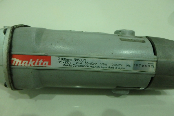 เครื่องเจียร 4 นิ้ว Makita N9500N ญี่ปุ่น ตูดเหล็ก ของแท้ สภาพใหม่ เครื่องเจียร 4 นิ้ว Makita N9500N ญี่ปุ่น ตูดเหล็ก ของแท้ สภาพใหม่