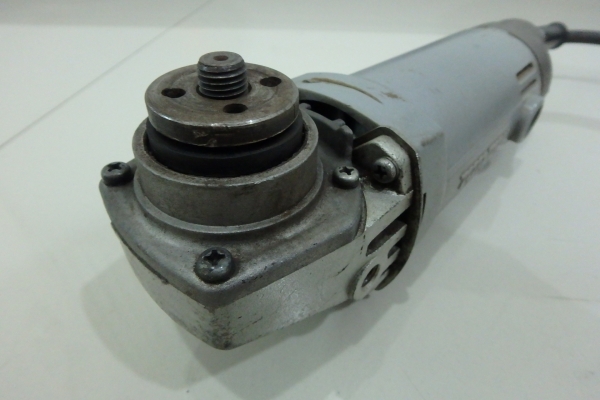 เครื่องเจียร 4 นิ้ว Makita N9500N ญี่ปุ่น ตูดเหล็ก ของแท้ สภาพใหม่ เครื่องเจียร 4 นิ้ว Makita N9500N ญี่ปุ่น ตูดเหล็ก ของแท้ สภาพใหม่