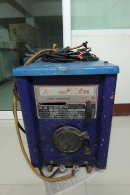 ตู้เชื่อม MARKITA 300A สภาพดี มีสายเชื่อม พร้อมใช้งาน