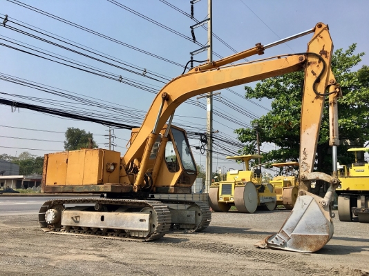 ขายแม็คโคร KOMATSU PC120-2 FROM JAPAN ( อาร์มพิเศษ) พร้อมใช้งาน นำเข้าจากต่างประเทศ ติดต่อ 063-9316985 ID LINE : 0639316985 ครับ