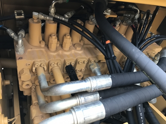 ขาย CAT320D สวยใส ไร้ที่ติ 2890 ชั่วโมง รถสวยมากเดิมๆทั้งคัน งานเบาๆ สนใจติดต่อ 081-4283210 ไอดีไลน์ KOBELCO.14 ชมรถได้ทุกวัน ขาย CAT320D สวยใส ไร้ที่ติ 2890 ชั่วโมง รถสวยมากเดิมๆทั้งคัน งานเบาๆ สนใจติดต่อ 081-4283210 ไอดีไลน์ KOBELCO.14 ชมรถได้ทุกวัน