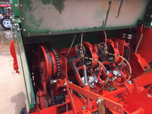 เครื่องอัดฟาง K1600S สภาพ 90\% (no.19)