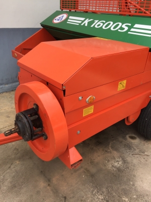 เครื่องอัดฟาง K1600S สภาพ 85\% (no.20)