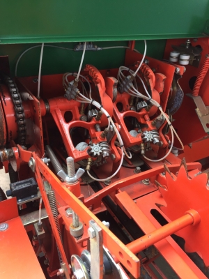 เครื่องอัดฟาง K1600S สภาพ 85\% (no.20)