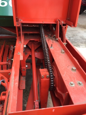 เครื่องอัดฟาง K1600S สภาพ 85\% (no.20)