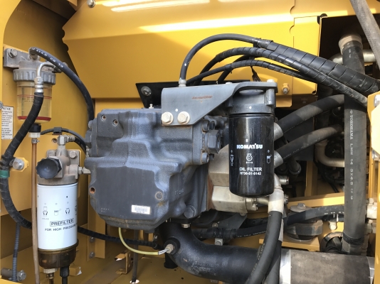 ขาย KOMATSU PC200-8MO สวยๆ พร้อมใช้งาน สีเดิมทั้งคัน 6000 ชั่วโมง ชมรถที่หน้างานได้ทุกวัน สนใจติดต่อโดยตรง 081-4283210