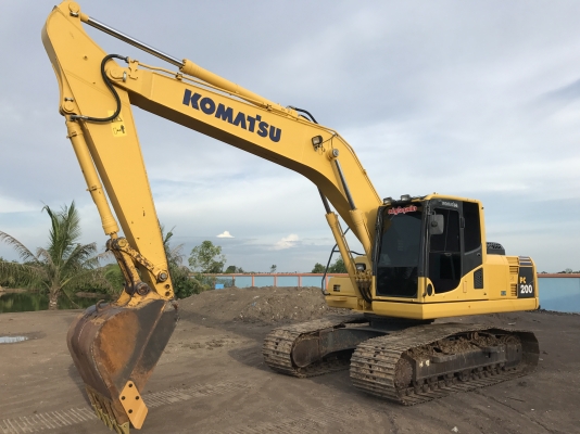 ขาย KOMATSU PC200-8MO สวยๆ พร้อมใช้งาน สีเดิมทั้งคัน 6000 ชั่วโมง ชมรถที่หน้างานได้ทุกวัน สนใจติดต่อโดยตรง 081-4283210