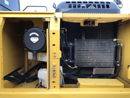 ขาย KOMATSU PC200-8MO สวยๆ พร้อมใช้งาน สีเดิมทั้งคัน 6000 ชั่วโมง ชมรถที่หน้างานได้ทุกวัน สนใจติดต่อโดยตรง 081-4283210