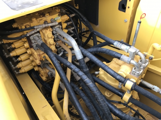 ขาย KOMATSU PC200-8MO สวยๆ พร้อมใช้งาน สีเดิมทั้งคัน 6000 ชั่วโมง ชมรถที่หน้างานได้ทุกวัน สนใจติดต่อโดยตรง 081-4283210