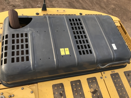 ขาย KOMATSU PC200-8MO สวยๆ พร้อมใช้งาน สีเดิมทั้งคัน 6000 ชั่วโมง ชมรถที่หน้างานได้ทุกวัน สนใจติดต่อโดยตรง 081-4283210