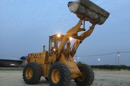 ขายรถตักล้อยาง KOMATSU 515 (สภาพดี)
