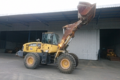 ขายรถตักล้อยาง KOMATSU WA320-5 (สภาพดี ราคาถูกมาก) ขายรถตักล้อยาง KOMATSU WA320-5 (สภาพดี ราคาถูกมาก)