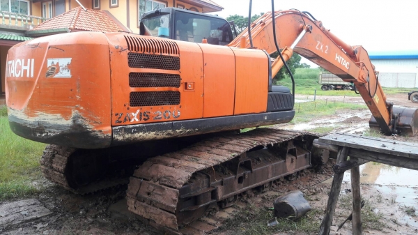 ขายด่วน HITASHI ZX200-5G สภาพพร้อมใช้งาน เครื่องปั้มดี เอวแน่น โซ่ติดบาง ไฟฟ้าอยู่ครบ  เอกสารใบอินวอยซ์ สนใจสอบถาม 093-0764943  088-3223272