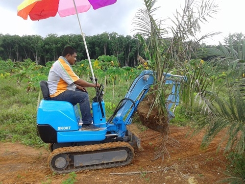 ขาย รถขุดเล็ก KOBELCO SK OO7