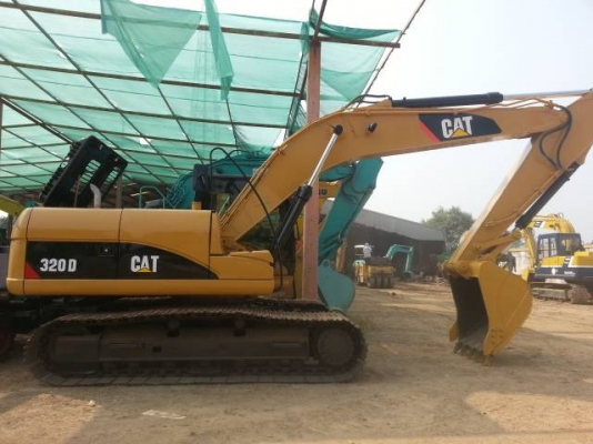 ขายรถแบคโฮCAT 320D ขาย1,450,000รถนอกแท้ๆราคารถบ้านครับ