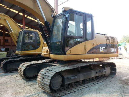 ขายรถแบคโฮCAT 320D ขาย1,450,000รถนอกแท้ๆราคารถบ้านครับ